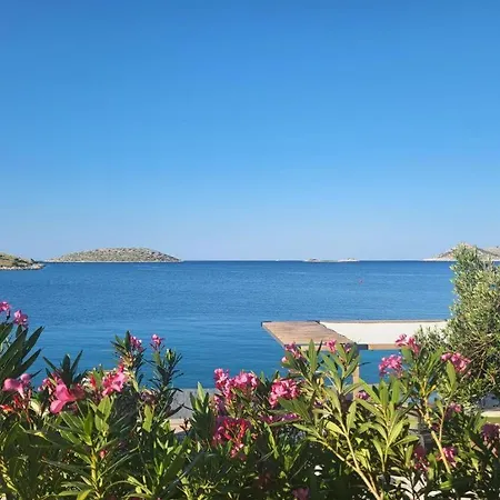 Private Core Croatia *